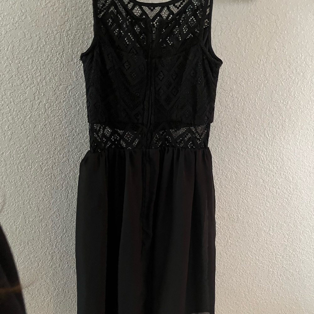 XS dress with open middle.